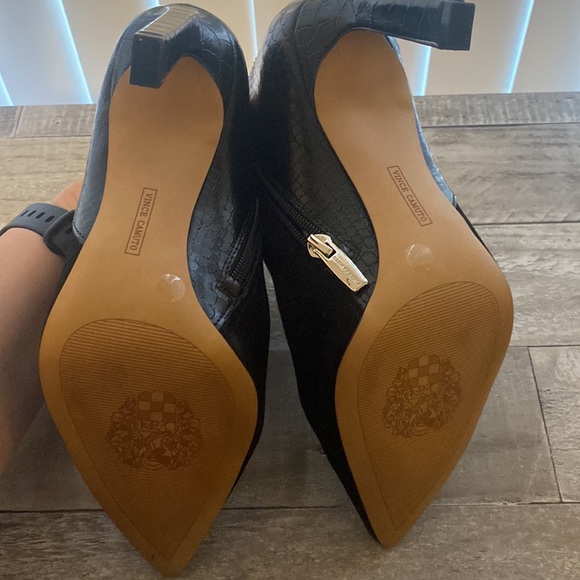 Black Vince Camuto bootie heels. Never worn. - Picture 2 of 4